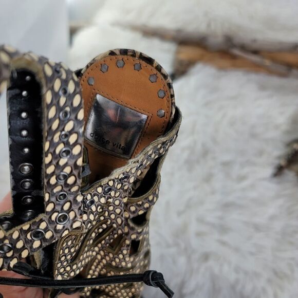 Dolce vita Helena cut out sandals - Picture 11 of 14